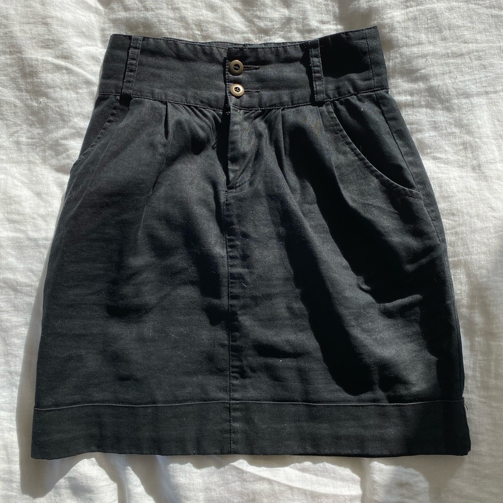 High waist Urban Outfitters linen skirt. Size 0.